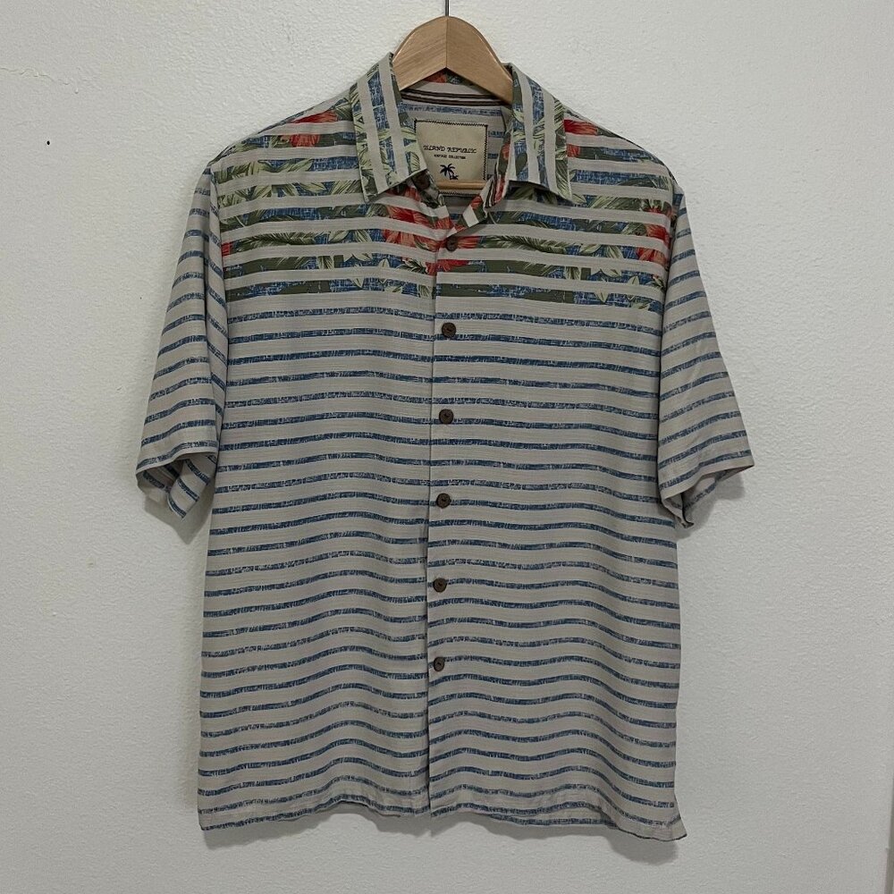 Island Republic | Vintage Collection Men's 100% Silk Hawaiian Shirt, size M